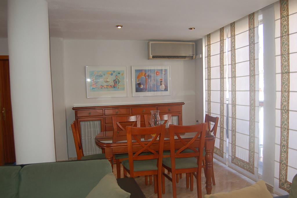 Ferienwohnung Apartamento Tiziano Mercado Central Valencia Zimmer foto
